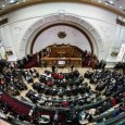 Два материала - о причинах поражения чавистов на выборах в венесуэльский парламент, и о том, как выглядела местная "демократия" до начала Боливарианской революции.