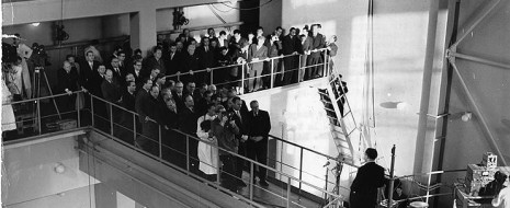 Берлинский кризис, острая фаза которого длилась практически три года (1958-1961 гг.) не решил ни одну из поставленных изначально его инициатором- Н.С.Хрущевым - задач: западные державы...