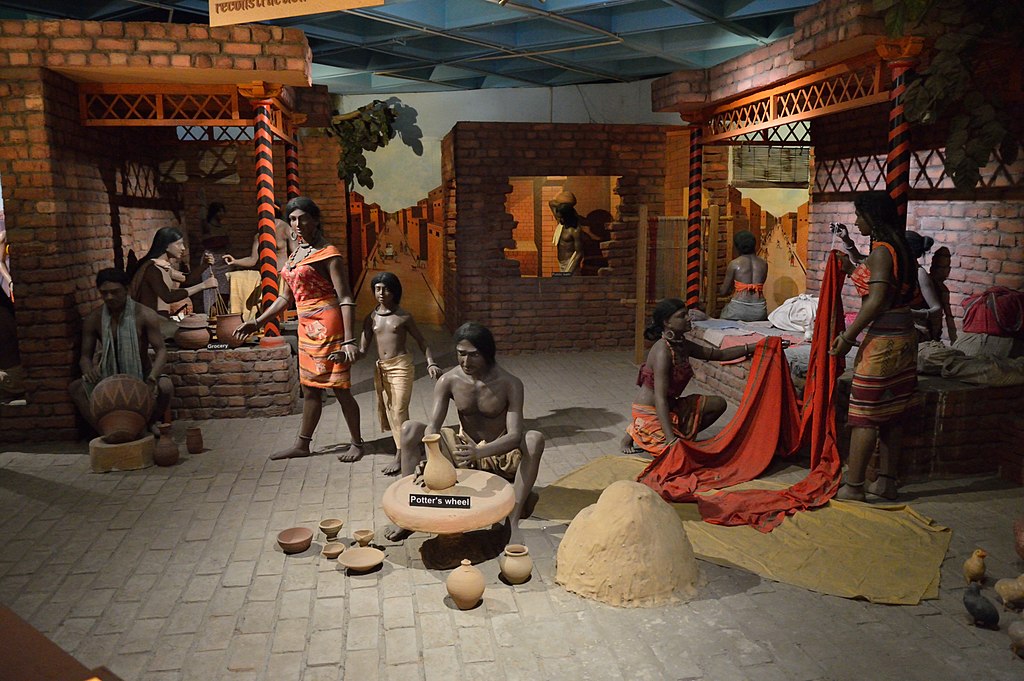 1024px-Indus_Valley_Diorama_-_Indian_Science_and_Technology_Heritage_Gallery_-_National_Science_Centre_-_New_Delhi_2014-05-06_0806