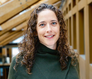 Сара Бенсон-Амрам